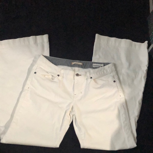 Gap white boot cut jeans - Picture 2 of 3